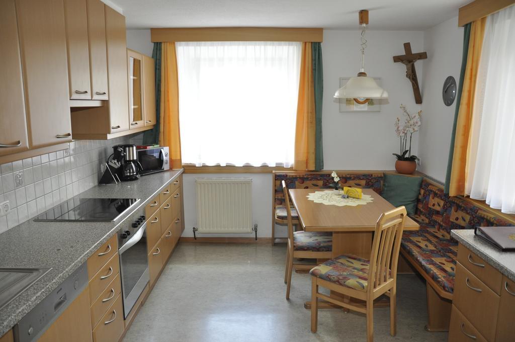 Flierelerhof Appartement Arzl im Pitztal Kamer foto